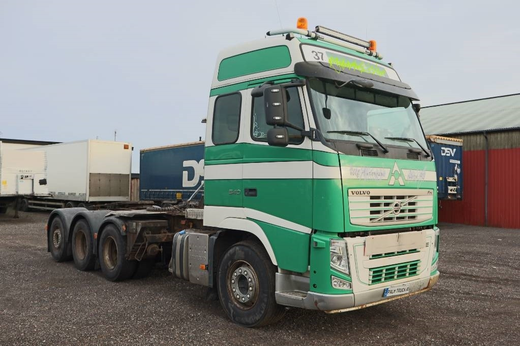 Volvo VOLVO FH 8X4 Serie 5674 - Cab chassis truck: picture 2 Volvo VOLVO FH 8X4 Serie 5674 - Cab chassis truck: picture 2