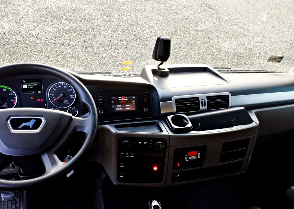 MAN TGL 12.190 EURO 6 Chłodnia Xarios 500 Winda 1500kg - Refrigerator truck: picture 5 MAN TGL 12.190 EURO 6 Chłodnia Xarios 500 Winda 1500kg - Refrigerator truck: picture 5