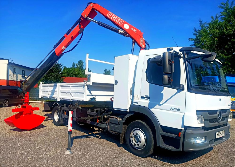Mercedes-Benz Atego 1318N Wywrotka Żuraw Dżwig HDS Fassi F95 - Tipper: picture 5 Mercedes-Benz Atego 1318N Wywrotka Żuraw Dżwig HDS Fassi F95 - Tipper: picture 5