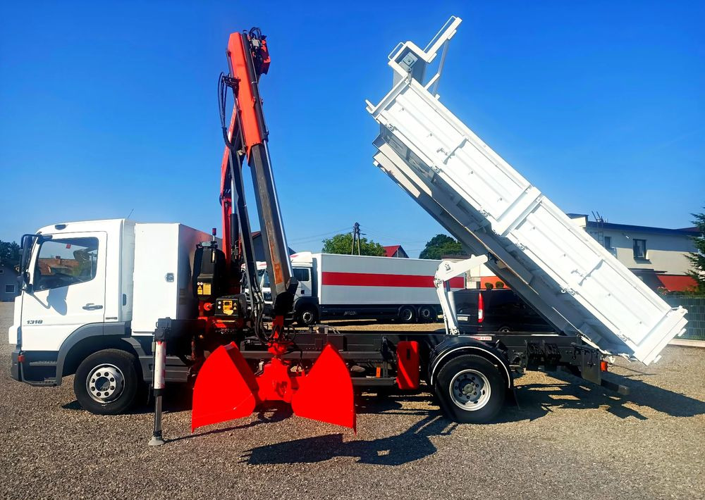 Mercedes-Benz Atego 1318N Wywrotka Żuraw Dżwig HDS Fassi F95 - Tipper: picture 2 Mercedes-Benz Atego 1318N Wywrotka Żuraw Dżwig HDS Fassi F95 - Tipper: picture 2