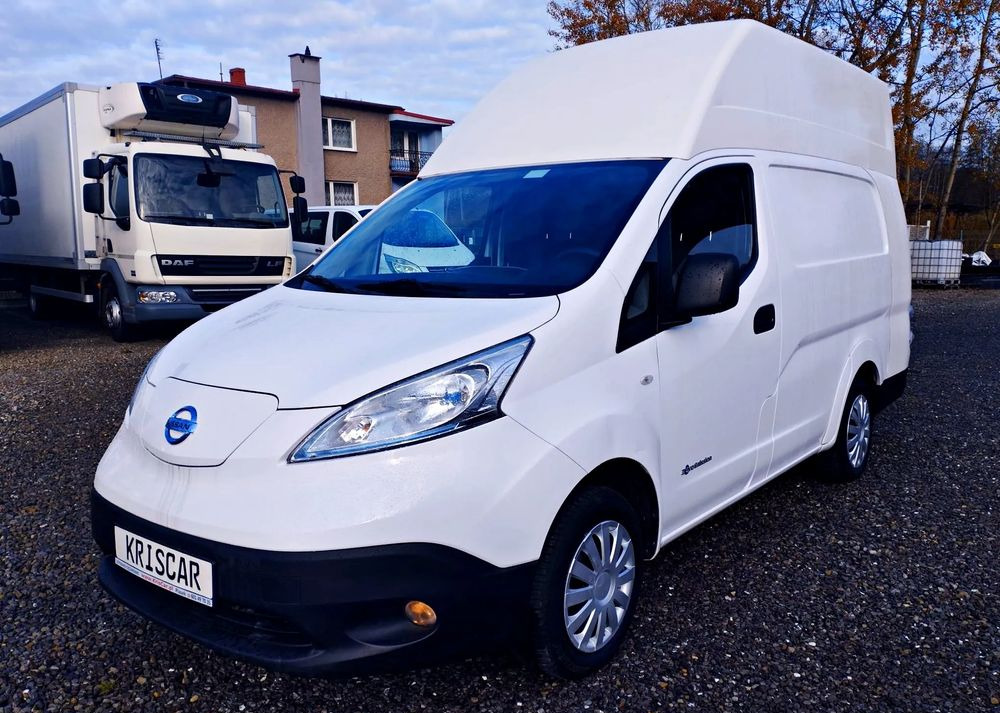 Nissan ENV 200 Maxi - Small van, Electric van: picture 1 Nissan ENV 200 Maxi - Small van, Electric van: picture 1