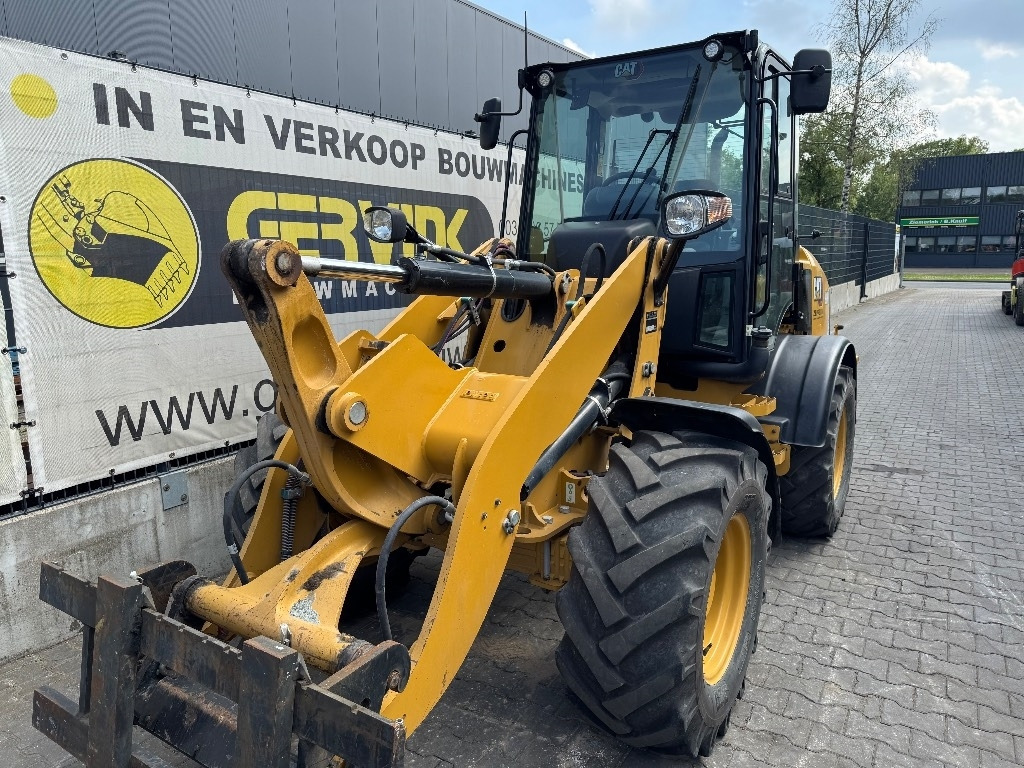 CAT 908 M - Wheel loader: picture 3 CAT 908 M - Wheel loader: picture 3