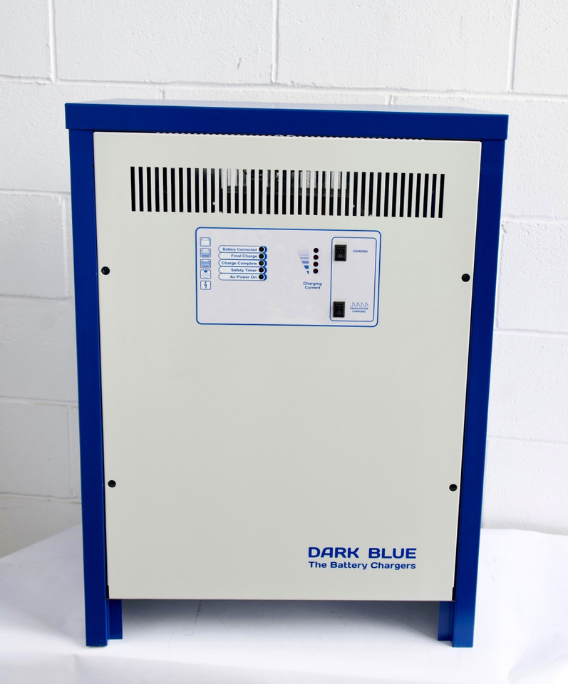 DARK BLUE E348120 - Electrical system for Material handling equipment: picture 2 DARK BLUE E348120 - Electrical system for Material handling equipment: picture 2