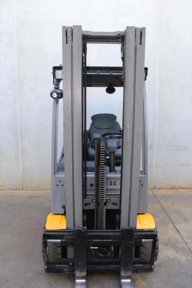 Jungheinrich EFG 218k 480 DZ LI-ION - Electric forklift: picture 4 Jungheinrich EFG 218k 480 DZ LI-ION - Electric forklift: picture 4