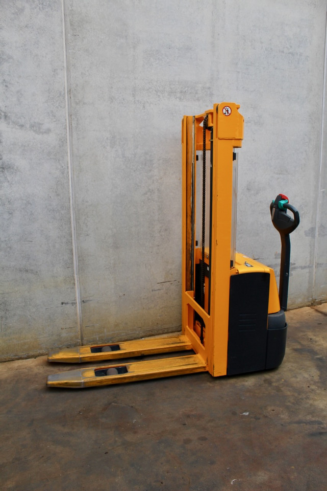 Jungheinrich EJC 110 290 ZT - Stacker: picture 2 Jungheinrich EJC 110 290 ZT - Stacker: picture 2