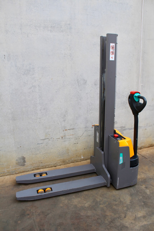 Jungheinrich EJC M10 154 E LI-ION - Stacker: picture 2 Jungheinrich EJC M10 154 E LI-ION - Stacker: picture 2