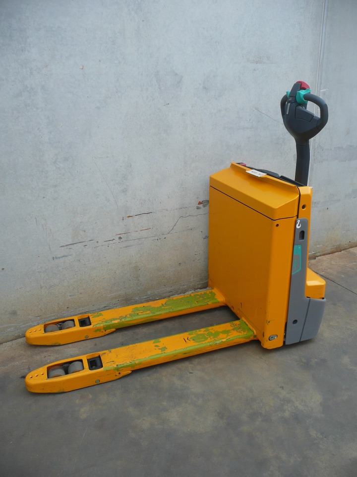 Jungheinrich EJE 116i LI-ION - Pallet truck: picture 2 Jungheinrich EJE 116i LI-ION - Pallet truck: picture 2