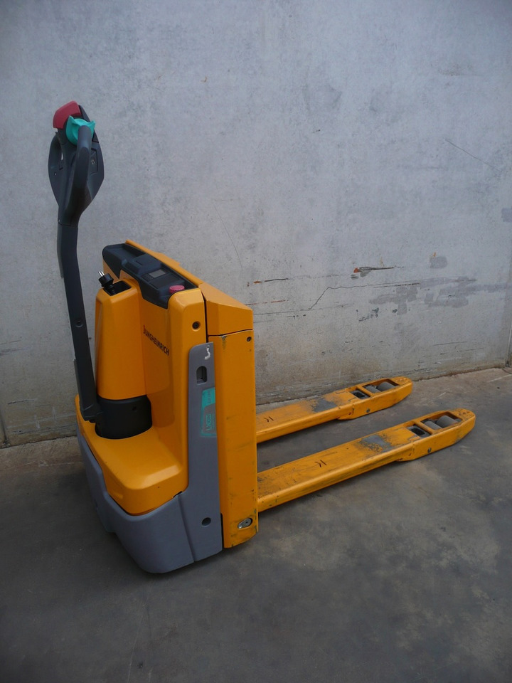 Jungheinrich EJE 116i LI-ION - Pallet truck: picture 3 Jungheinrich EJE 116i LI-ION - Pallet truck: picture 3