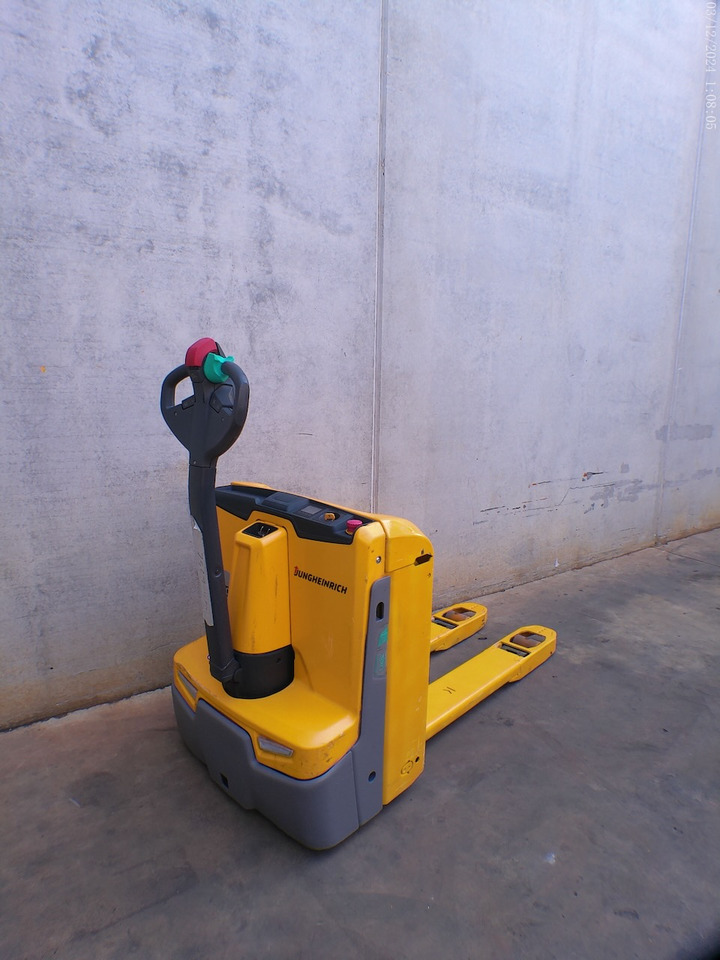 Jungheinrich EJE 118 LI-ION - Pallet truck: picture 3 Jungheinrich EJE 118 LI-ION - Pallet truck: picture 3