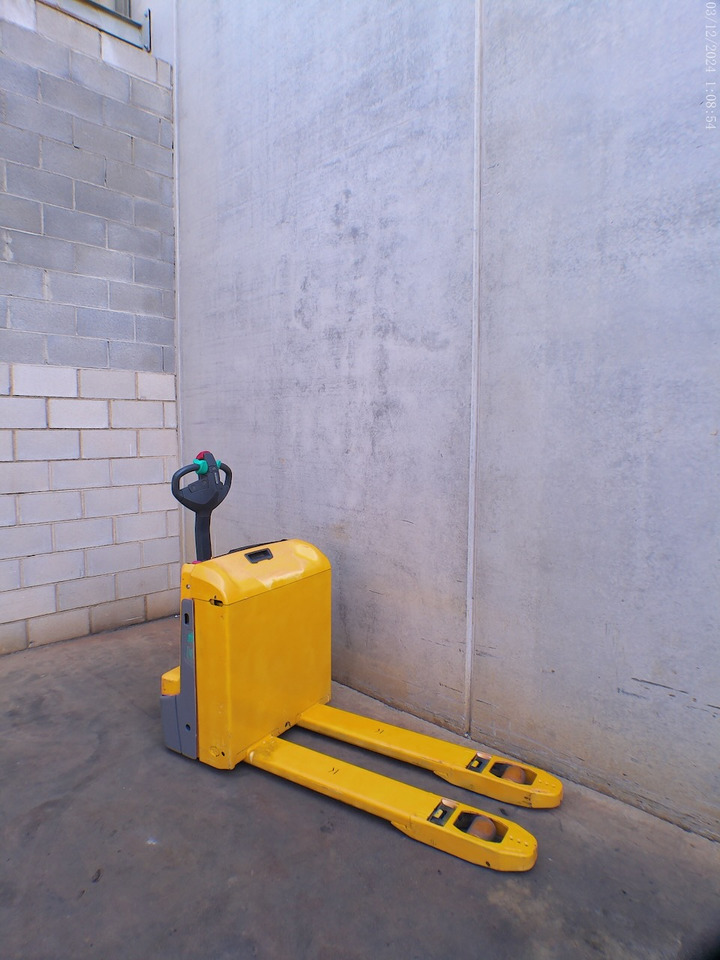 Jungheinrich EJE 118 LI-ION - Pallet truck: picture 4 Jungheinrich EJE 118 LI-ION - Pallet truck: picture 4