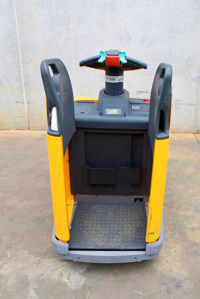 Jungheinrich ERE 225 LI-ION - Pallet truck: picture 5 Jungheinrich ERE 225 LI-ION - Pallet truck: picture 5