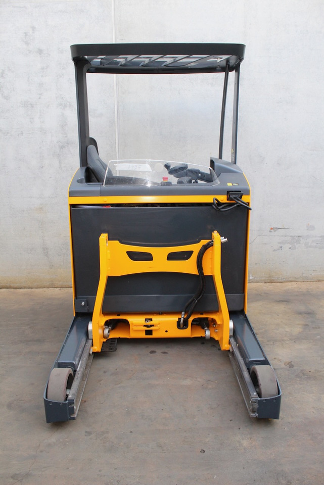 Jungheinrich ETV 214 902 DZ - Reach truck: picture 4 Jungheinrich ETV 214 902 DZ - Reach truck: picture 4