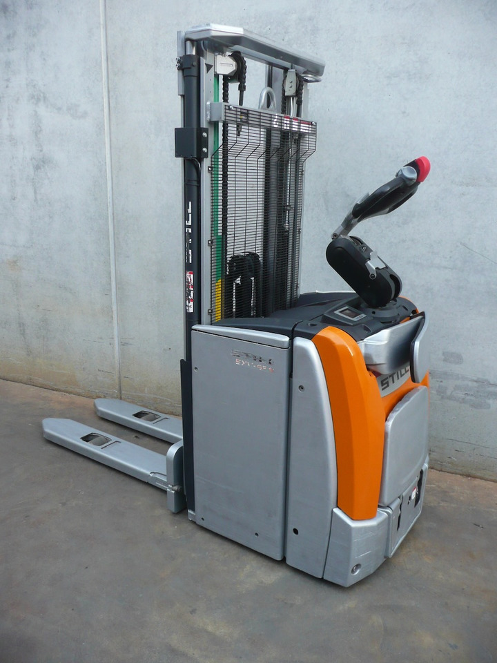 Still EXV-SF16 - Stacker: picture 1 Still EXV-SF16 - Stacker: picture 1
