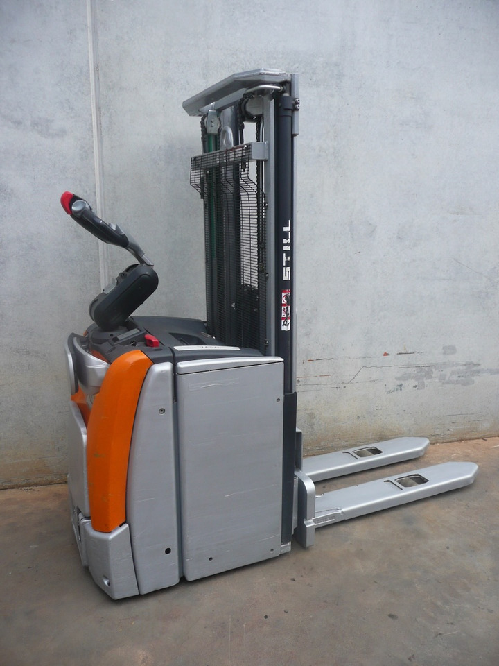 Still EXV-SF16 - Stacker: picture 3 Still EXV-SF16 - Stacker: picture 3