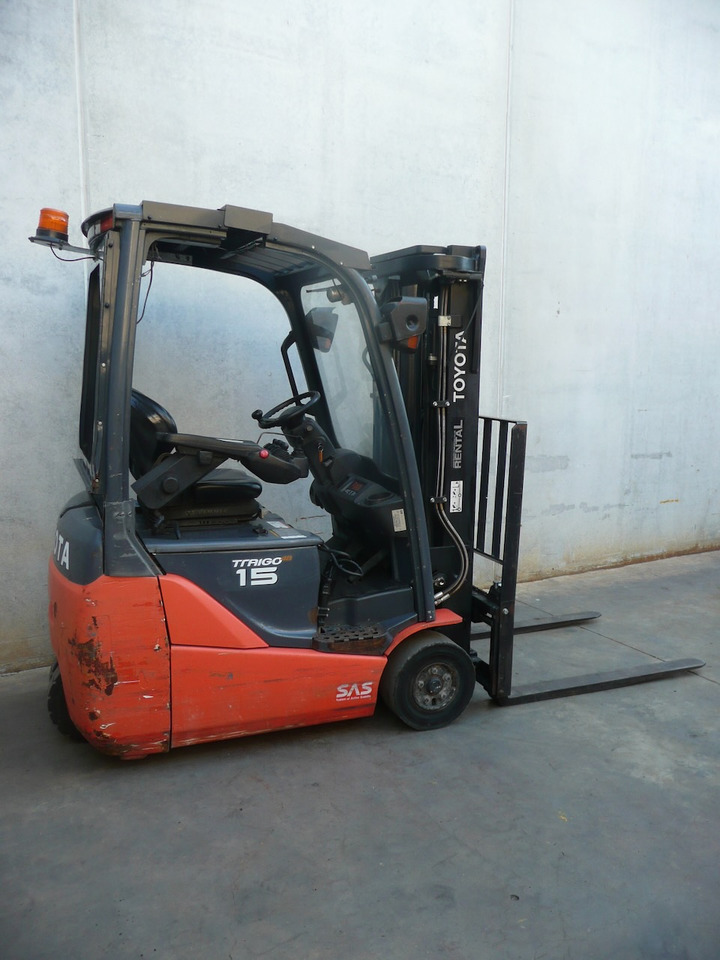 Toyota 8FBE15T - Electric forklift: picture 2 Toyota 8FBE15T - Electric forklift: picture 2