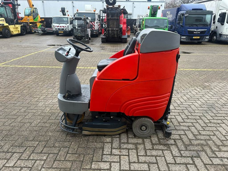 Hako B 750 R SOLD - Scrubber dryer: picture 5 Hako B 750 R SOLD - Scrubber dryer: picture 5