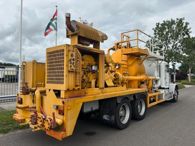 Freightliner 3 AXLE RIGID BODY chassis cabine (levering excl. opbouw) - Cab chassis truck: picture 4 Freightliner 3 AXLE RIGID BODY chassis cabine (levering excl. opbouw) - Cab chassis truck: picture 4