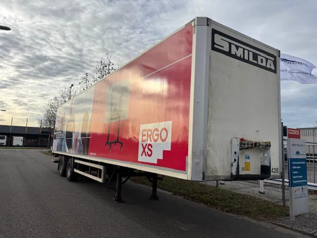 Tracon TRAILERS 2-axle closed box Tridec steering taillift 2 ton - Closed box semi-trailer: picture 1 Tracon TRAILERS 2-axle closed box Tridec steering taillift 2 ton - Closed box semi-trailer: picture 1