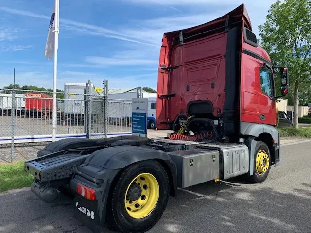 Mercedes-Benz Actros 1840 Euro 6 streamspace - Tractor unit: picture 5 Mercedes-Benz Actros 1840 Euro 6 streamspace - Tractor unit: picture 5