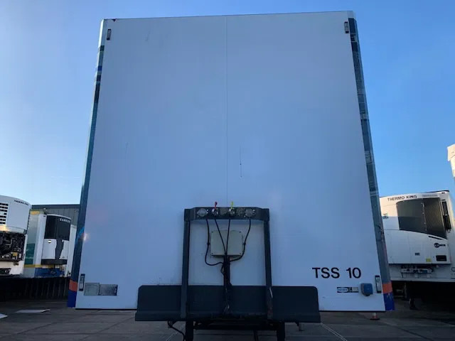 Vogelzang Closed box insulated lift axle MOT 06-2026 TOP Condition - Closed box semi-trailer: picture 2 Vogelzang Closed box insulated lift axle MOT 06-2026 TOP Condition - Closed box semi-trailer: picture 2