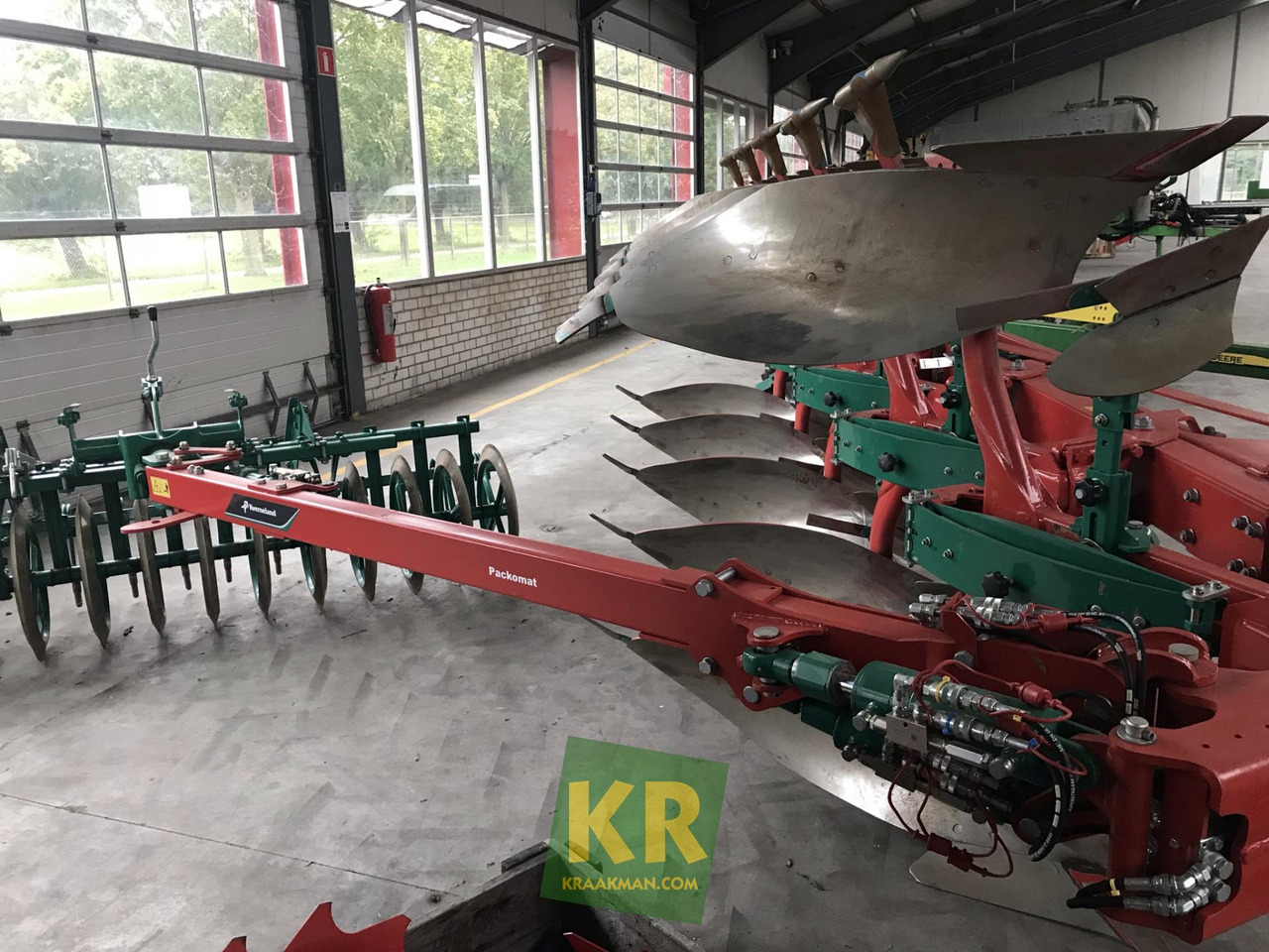 3300S Variomat Kverneland - Plow: picture 5 3300S Variomat Kverneland - Plow: picture 5