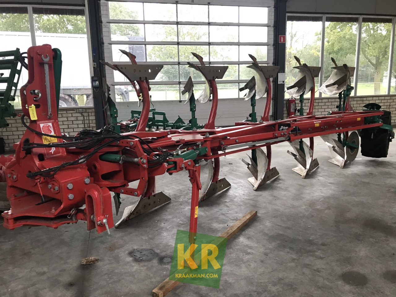 3300S Variomat Kverneland - Plow: picture 1 3300S Variomat Kverneland - Plow: picture 1