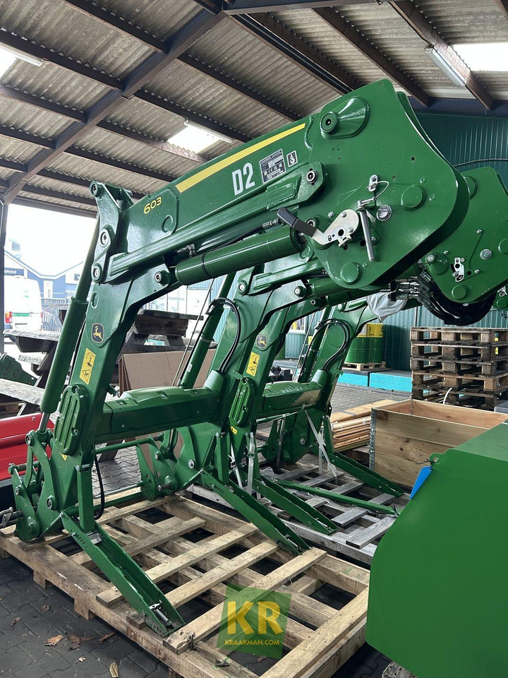 603R John Deere - Front loader for tractor: picture 1 603R John Deere - Front loader for tractor: picture 1