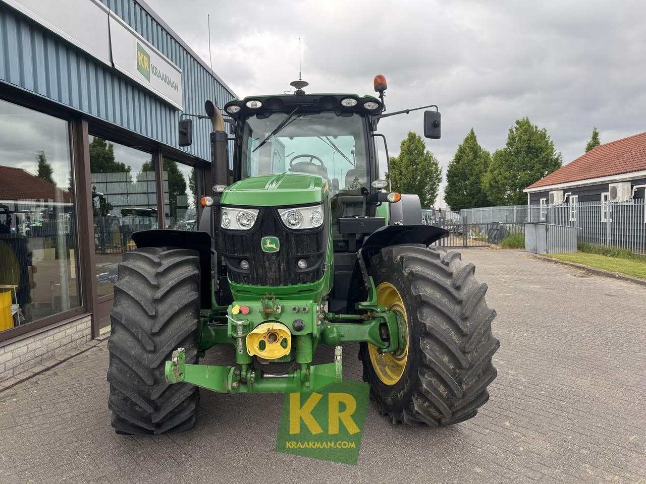 Farm tractor 6150R John Deere: picture 13