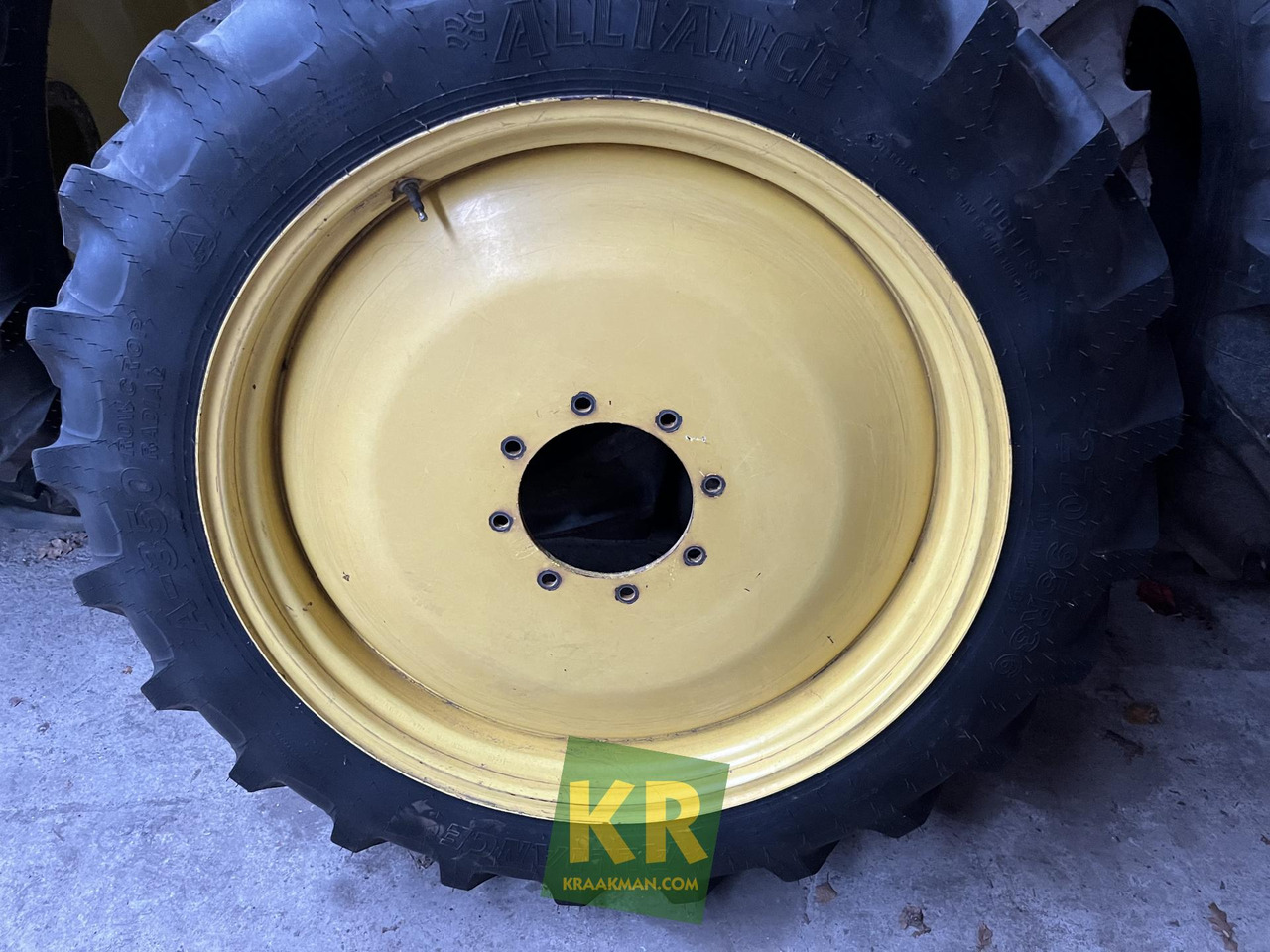 Alliance Banden Alliance - Wheel and tire package for Agricultural machinery: picture 1 Alliance Banden Alliance - Wheel and tire package for Agricultural machinery: picture 1