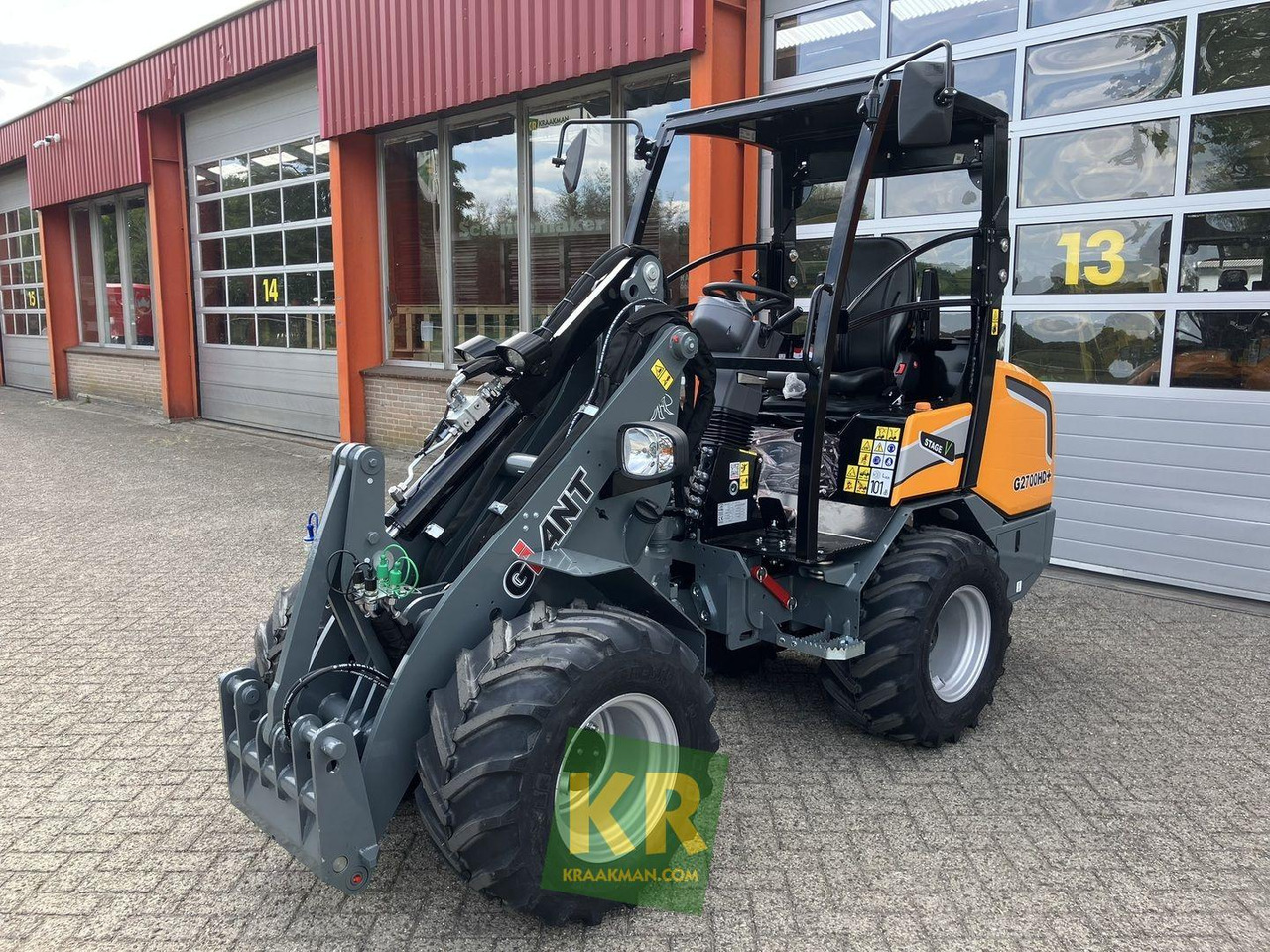 Giant G2700 HD+ - Compact loader: picture 1 Giant G2700 HD+ - Compact loader: picture 1