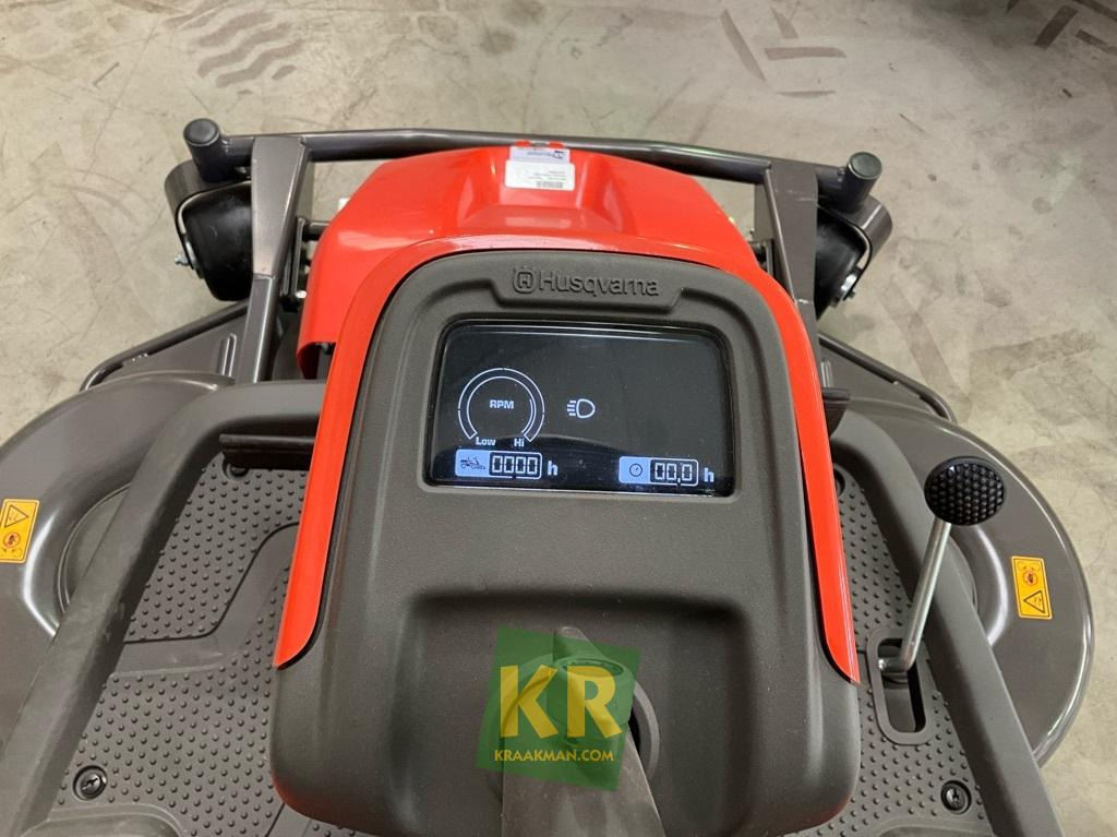 Husqvarna R318X - Garden mower: picture 3 Husqvarna R318X - Garden mower: picture 3