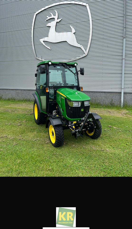 John Deere 2032R - Compact tractor: picture 2 John Deere 2032R - Compact tractor: picture 2