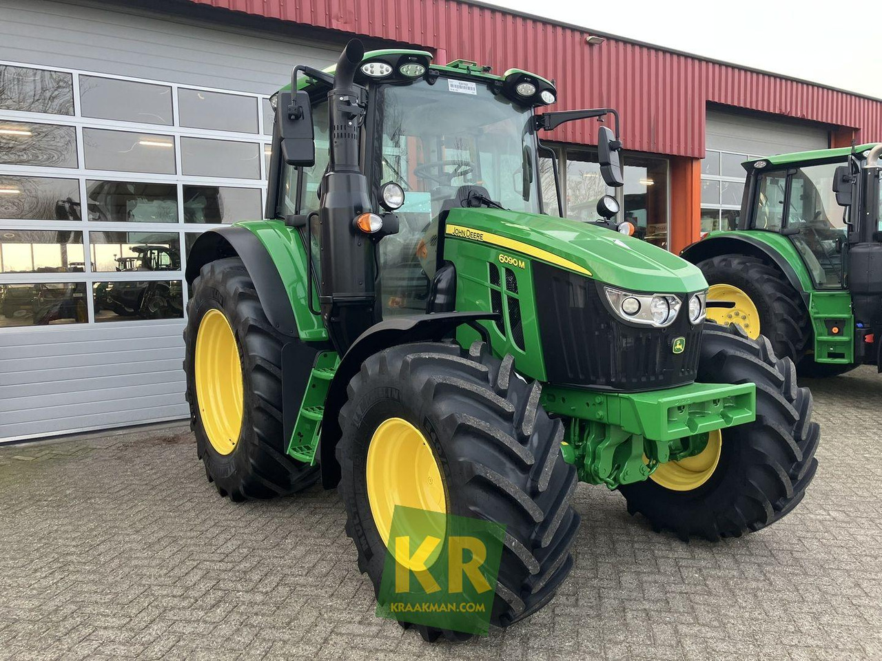 John Deere 6090M - Farm tractor: picture 2 John Deere 6090M - Farm tractor: picture 2
