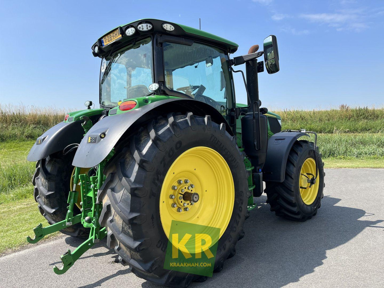 John Deere 6R 185 - Farm tractor: picture 5 John Deere 6R 185 - Farm tractor: picture 5