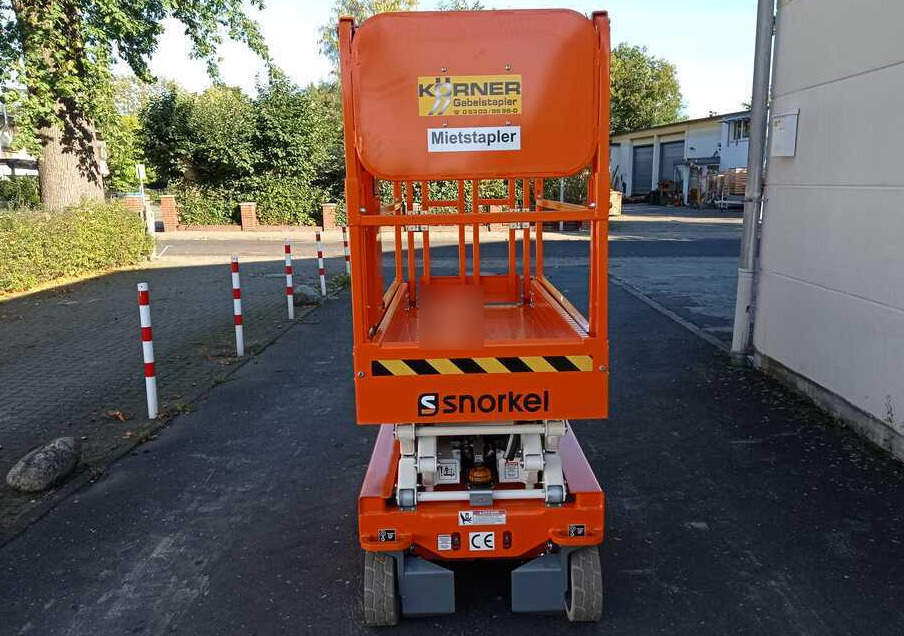 Snorkel S3215E - Scissor lift: picture 4 Snorkel S3215E - Scissor lift: picture 4