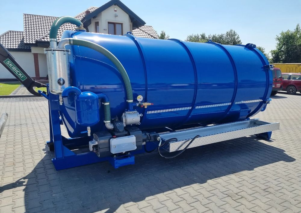 Garbage truck Scania P360: picture 8