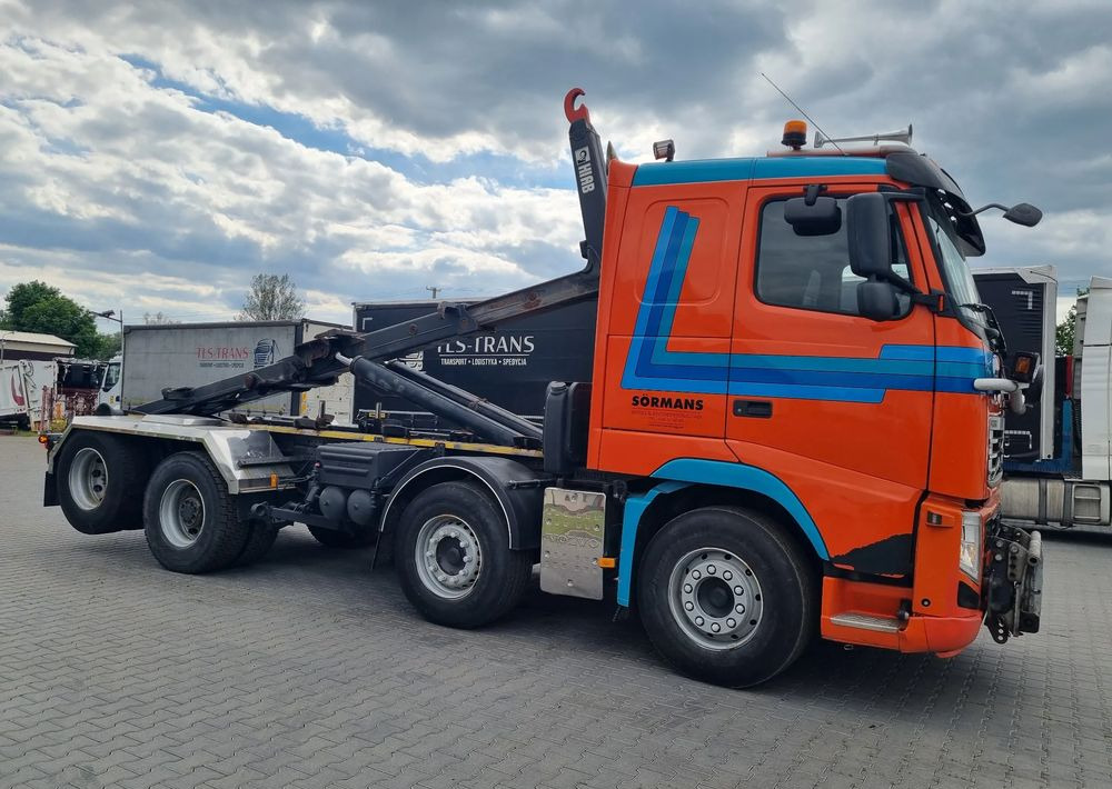 Volvo FH 500 8x2/4 - Hook lift truck: picture 2 Volvo FH 500 8x2/4 - Hook lift truck: picture 2