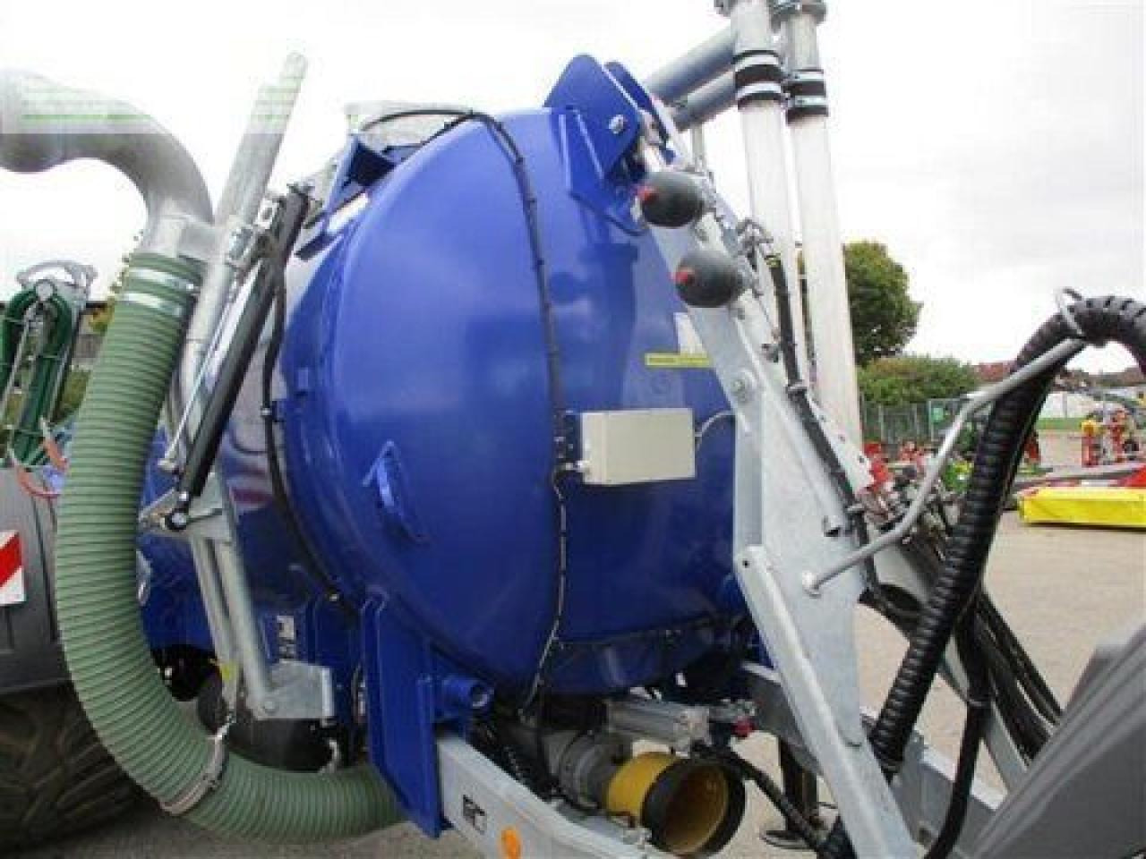 Slurry tanker BSA ptw 8 e edelweiss-edition: picture 7