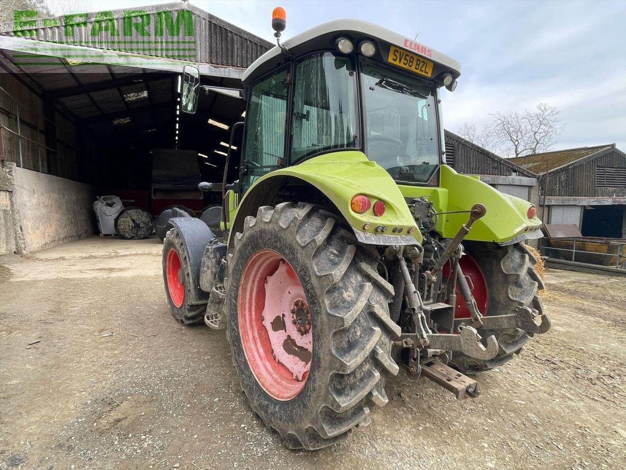 CLAAS ARION 520 - Farm tractor: picture 3 CLAAS ARION 520 - Farm tractor: picture 3