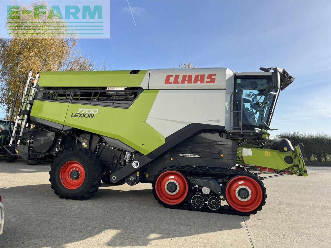 CLAAS LEXION 7700TT - Combine harvester: picture 4 CLAAS LEXION 7700TT - Combine harvester: picture 4