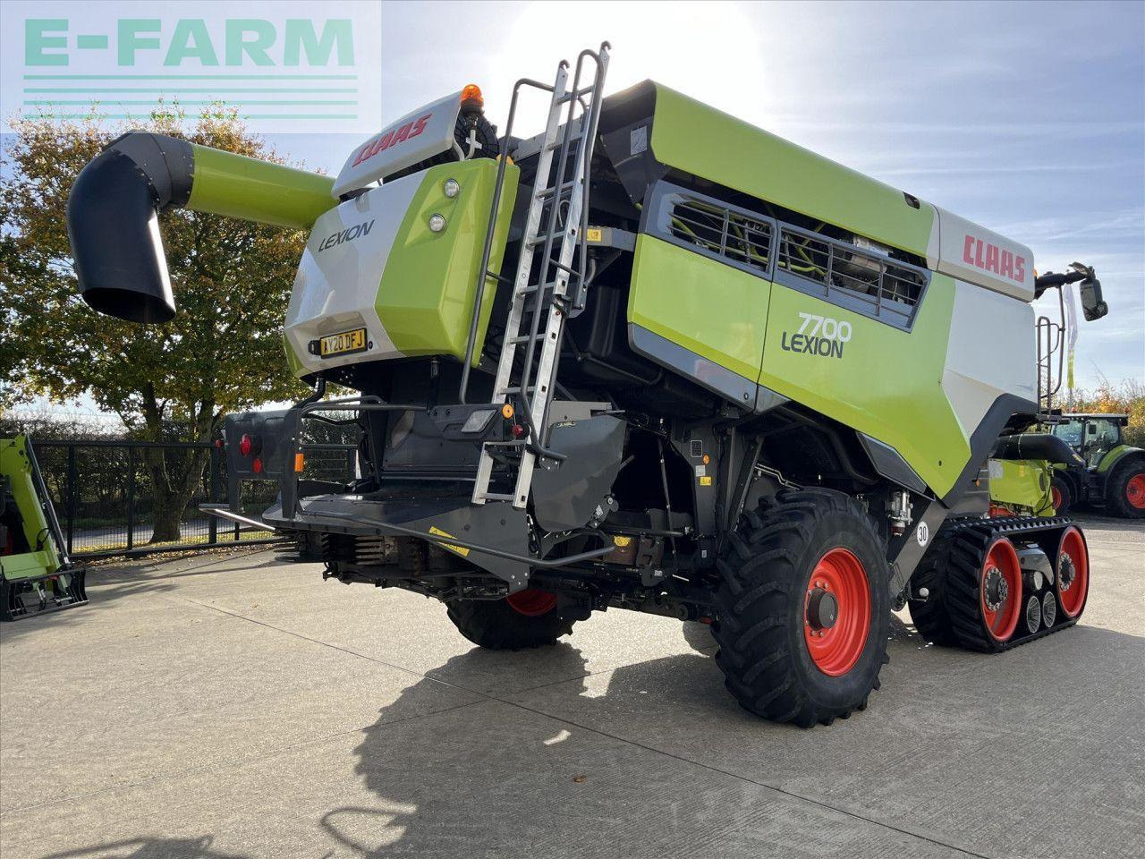 CLAAS LEXION 7700TT - Combine harvester: picture 5 CLAAS LEXION 7700TT - Combine harvester: picture 5