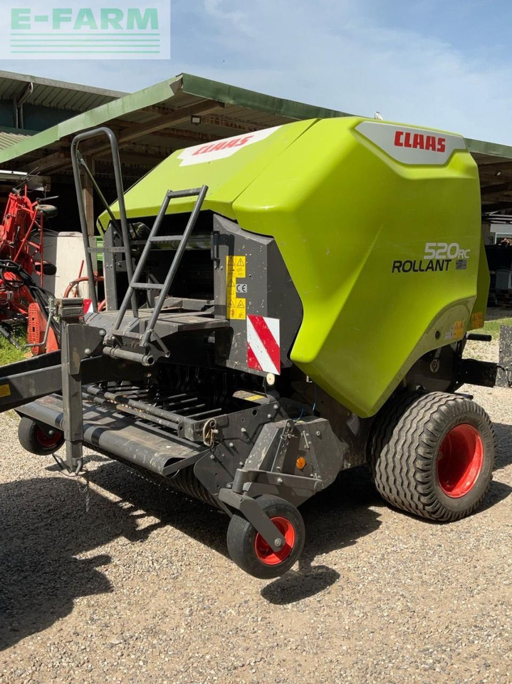 CLAAS Rollant 520 RC - Square baler: picture 1 CLAAS Rollant 520 RC - Square baler: picture 1
