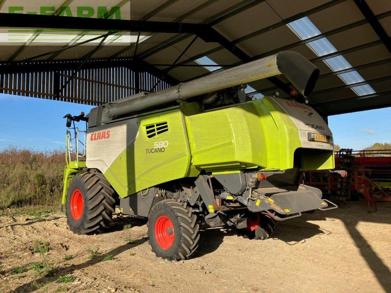 CLAAS TUCANO 580 - Combine harvester: picture 2 CLAAS TUCANO 580 - Combine harvester: picture 2