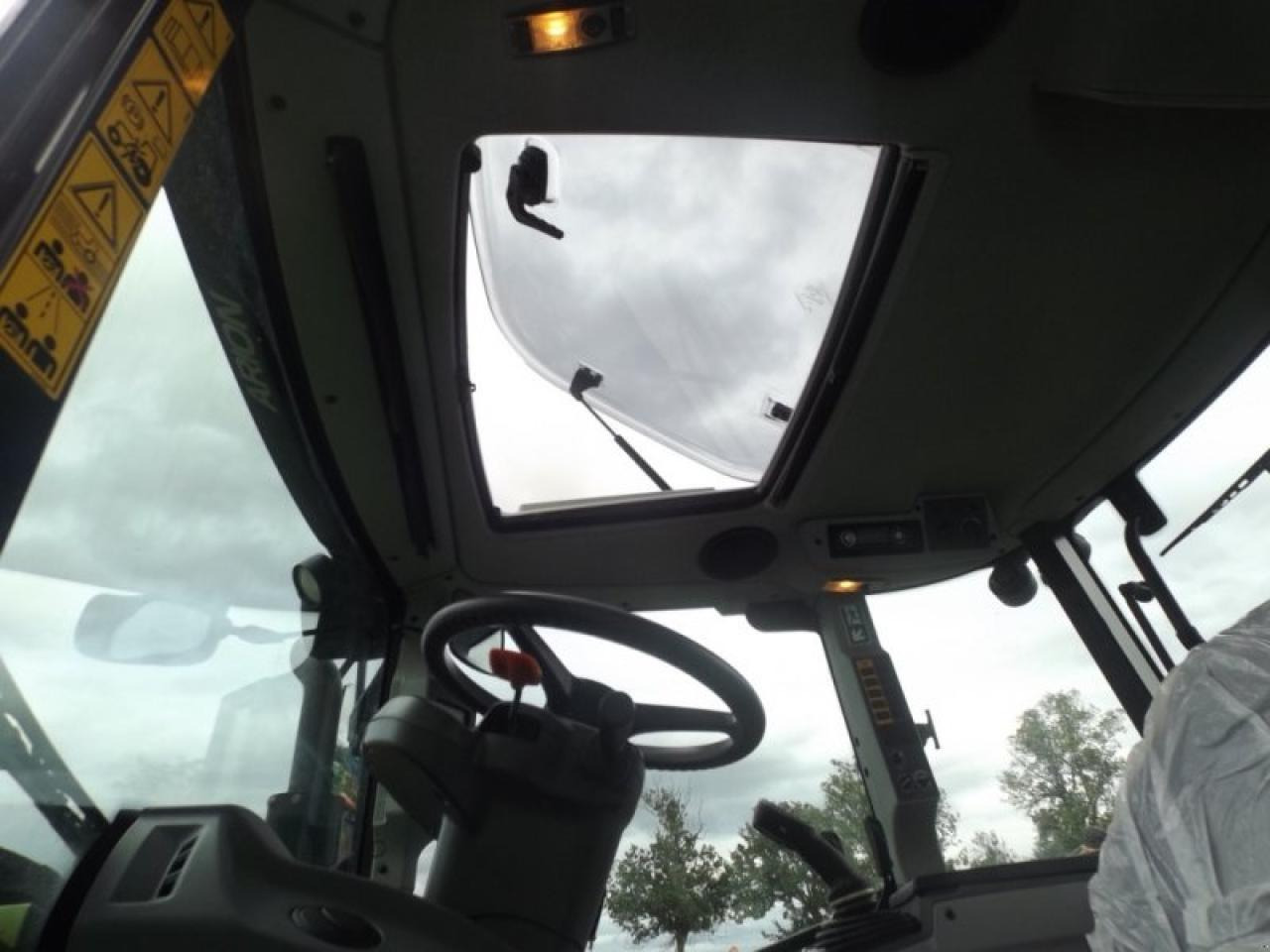 Farm tractor CLAAS arion 430 mr advance: picture 9