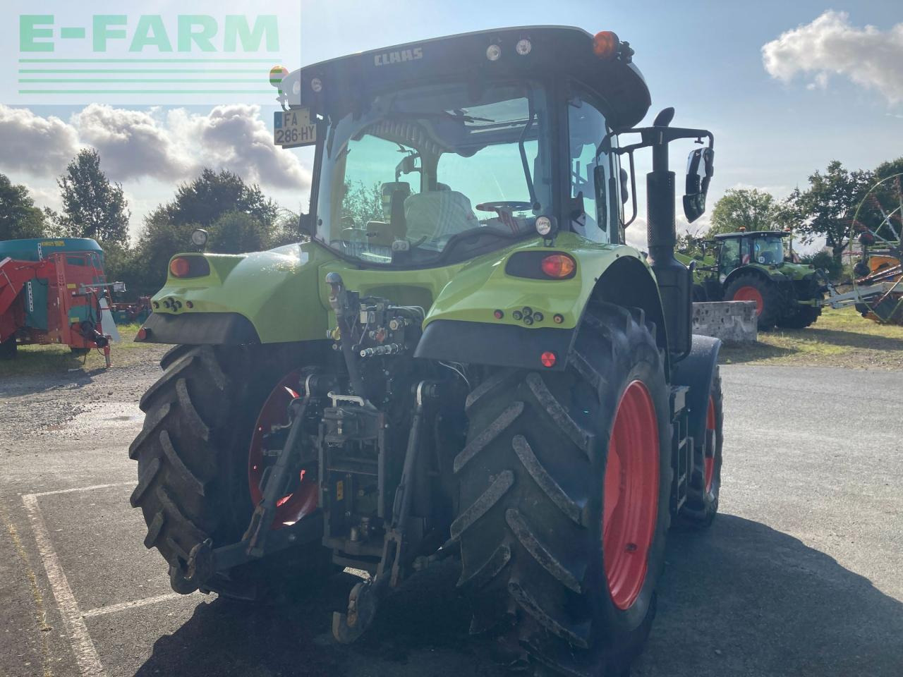 Farm tractor CLAAS arion 510 cmatic: picture 6
