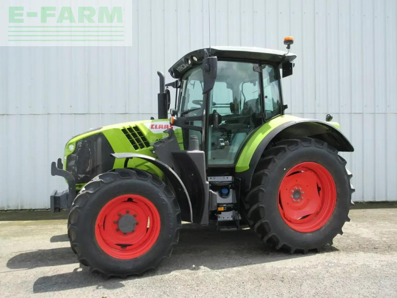 CLAAS arion 510 - s5 sur mesure - Farm tractor: picture 1 CLAAS arion 510 - s5 sur mesure - Farm tractor: picture 1