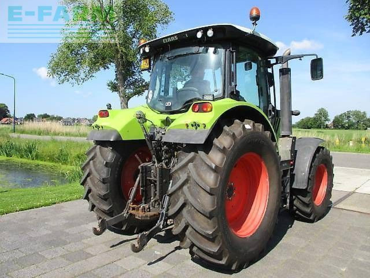 CLAAS arion 520 - Farm tractor: picture 5 CLAAS arion 520 - Farm tractor: picture 5