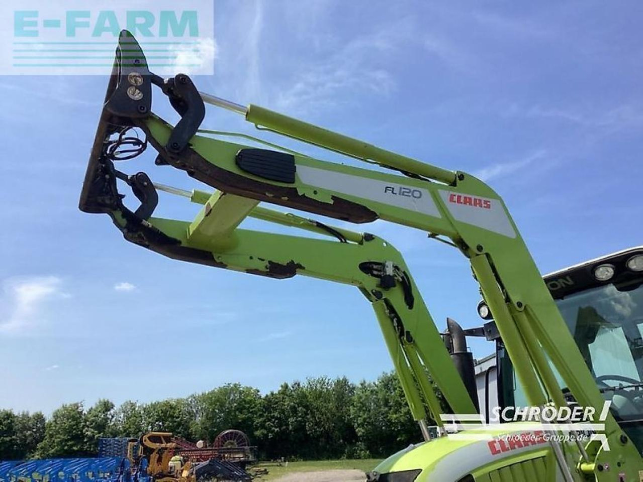 CLAAS arion 520 cebis CEBIS - Farm tractor: picture 5 CLAAS arion 520 cebis CEBIS - Farm tractor: picture 5