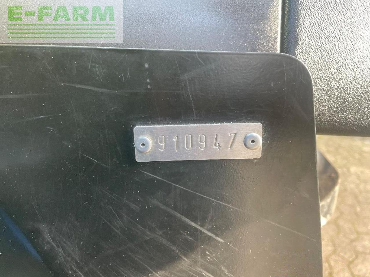 Farm tractor CLAAS arion 550 cmatic CMATIC: picture 23