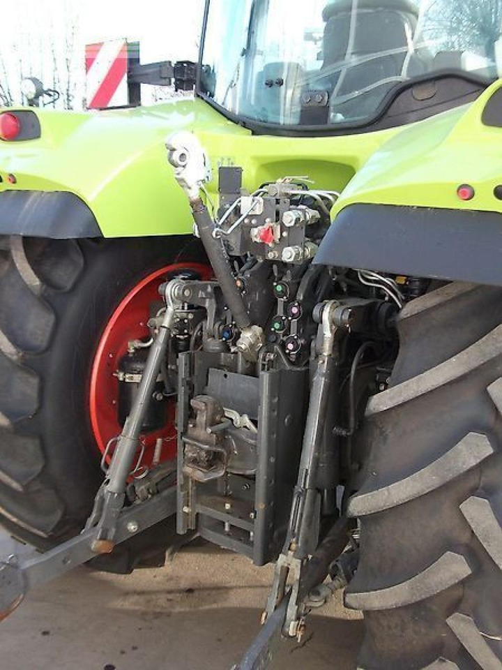 CLAAS arion 550 hexashift cis HEXASHIFT CIS - Farm tractor: picture 4 CLAAS arion 550 hexashift cis HEXASHIFT CIS - Farm tractor: picture 4